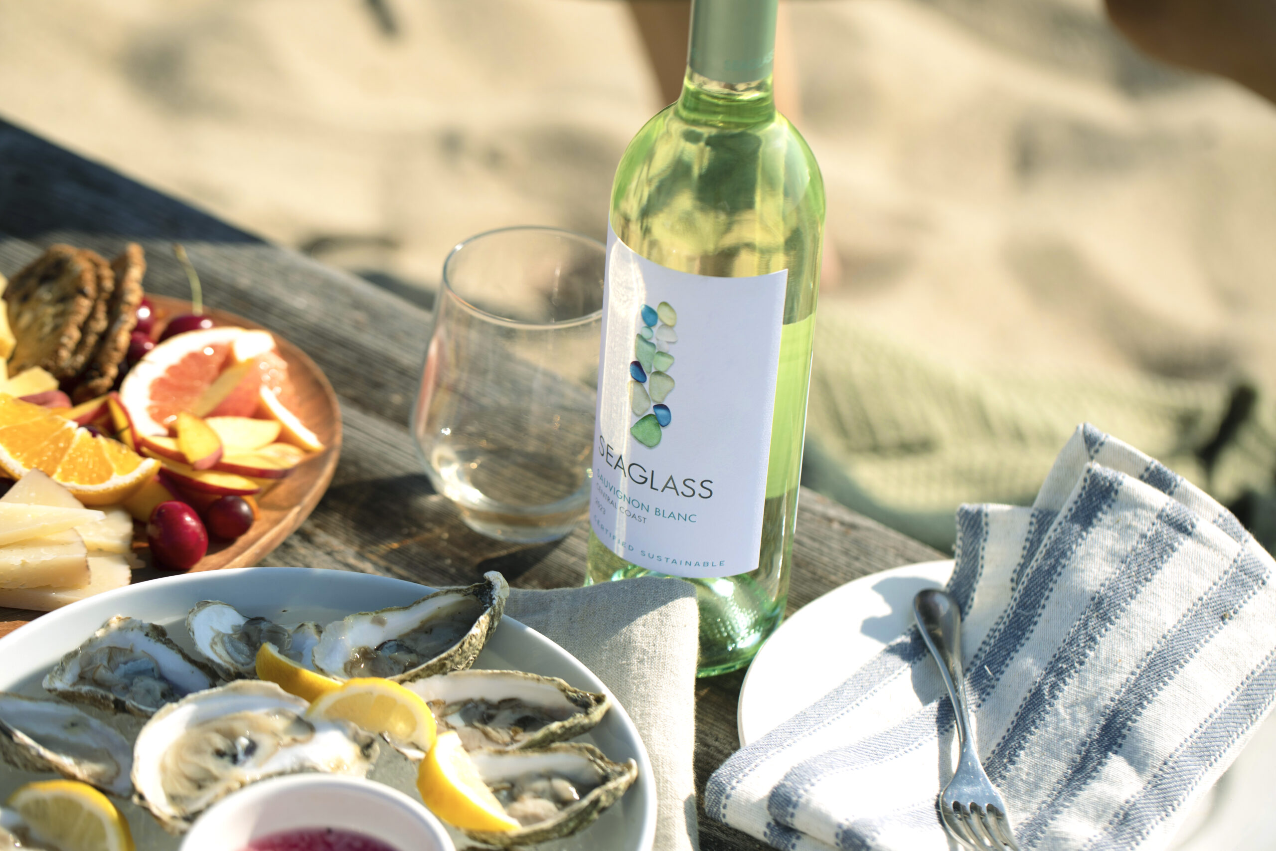 SEAGLASS Sauvignon Blanc on table with oysters